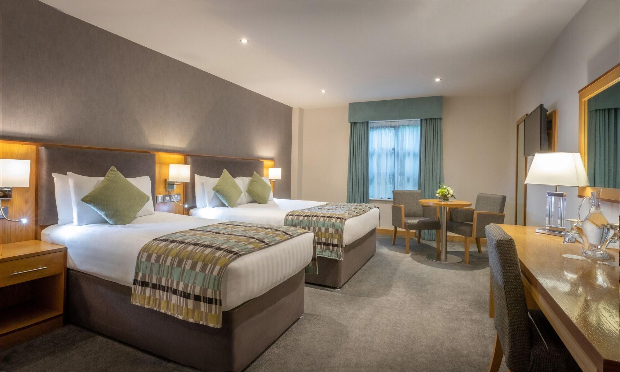 Westgrove Hotel Clane Esterno foto
