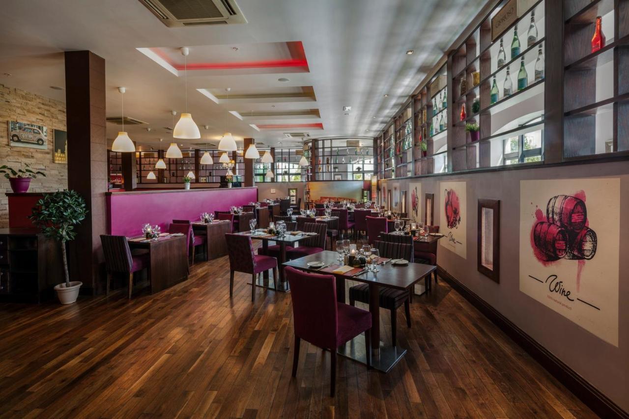 Westgrove Hotel Clane Esterno foto